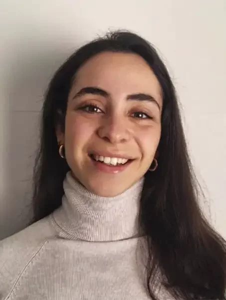 María Larru